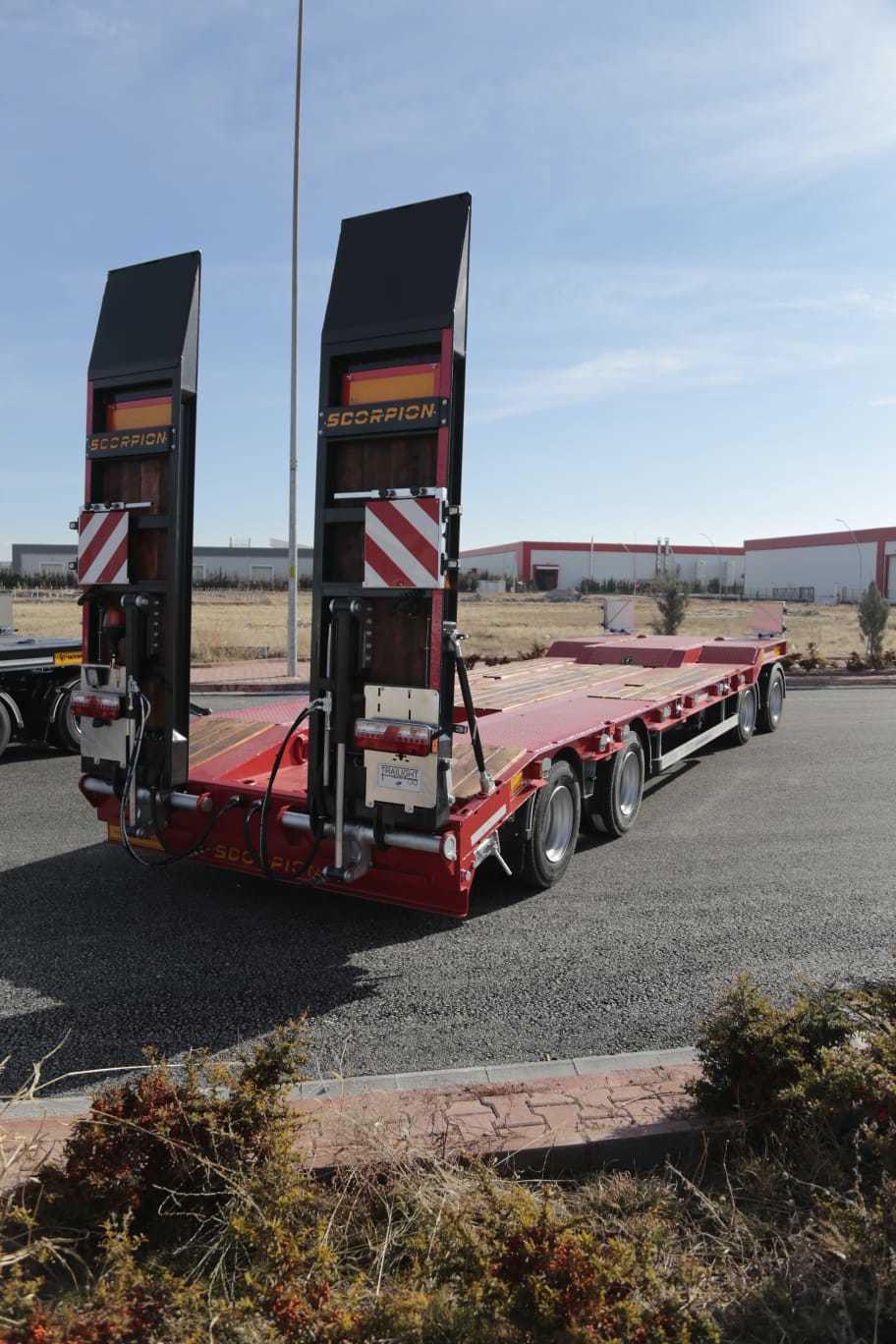 SCORPION TRAILER undefined: foto 15