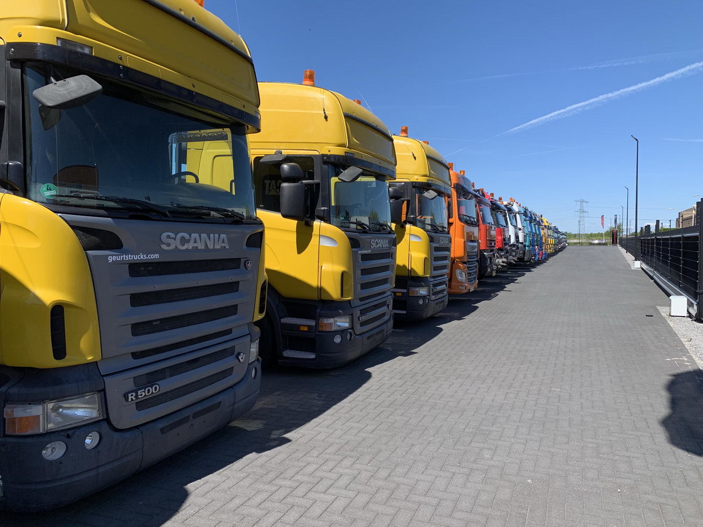 Geurts Trucks B.V. - Tractores undefined: foto 10