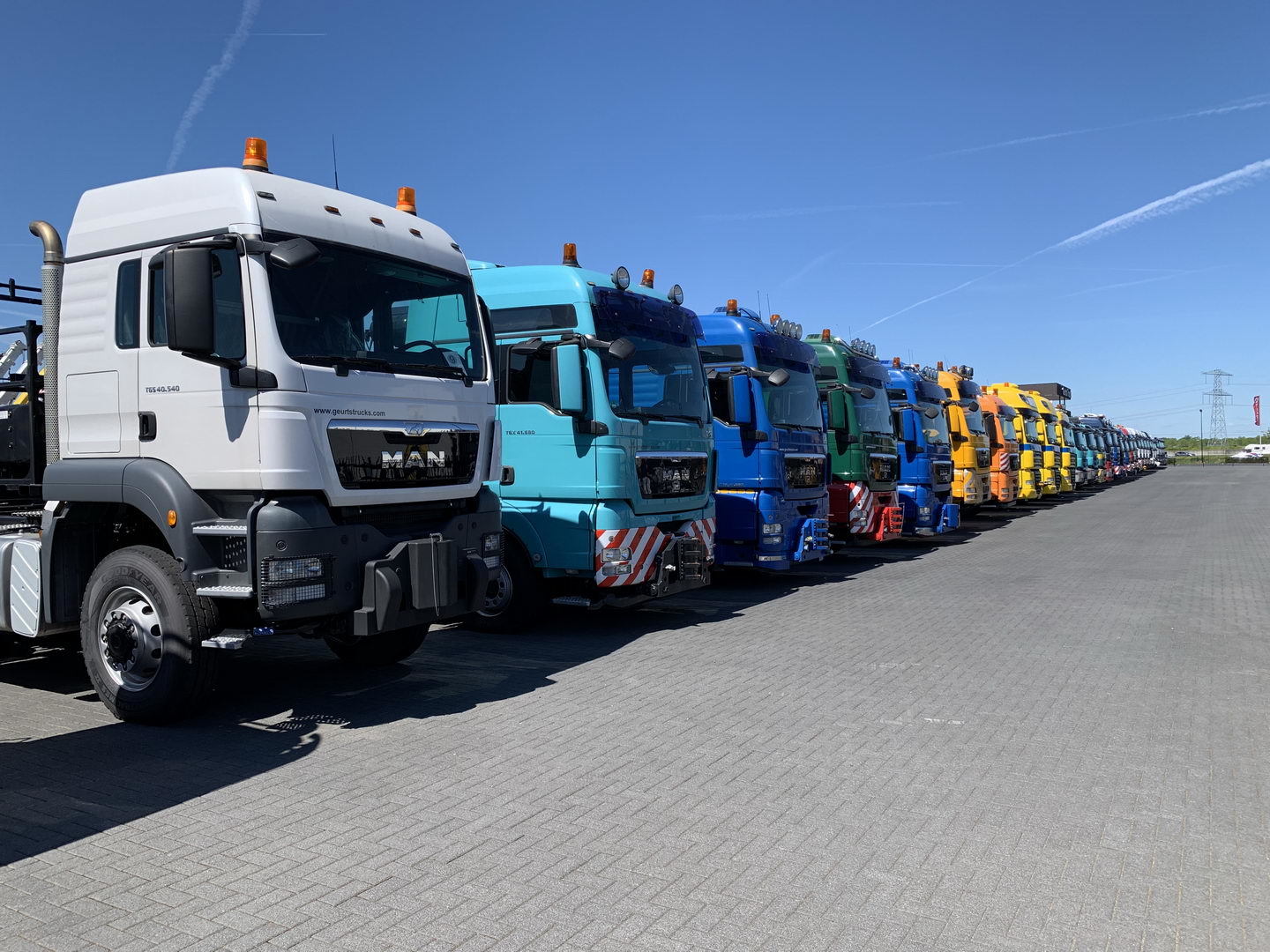 Geurts Trucks B.V. - Tractores undefined: foto 11