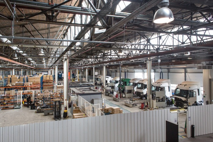 Renault Trucks France - Camiões RENAULT - Ano: 2015, 4x2 undefined: foto 5