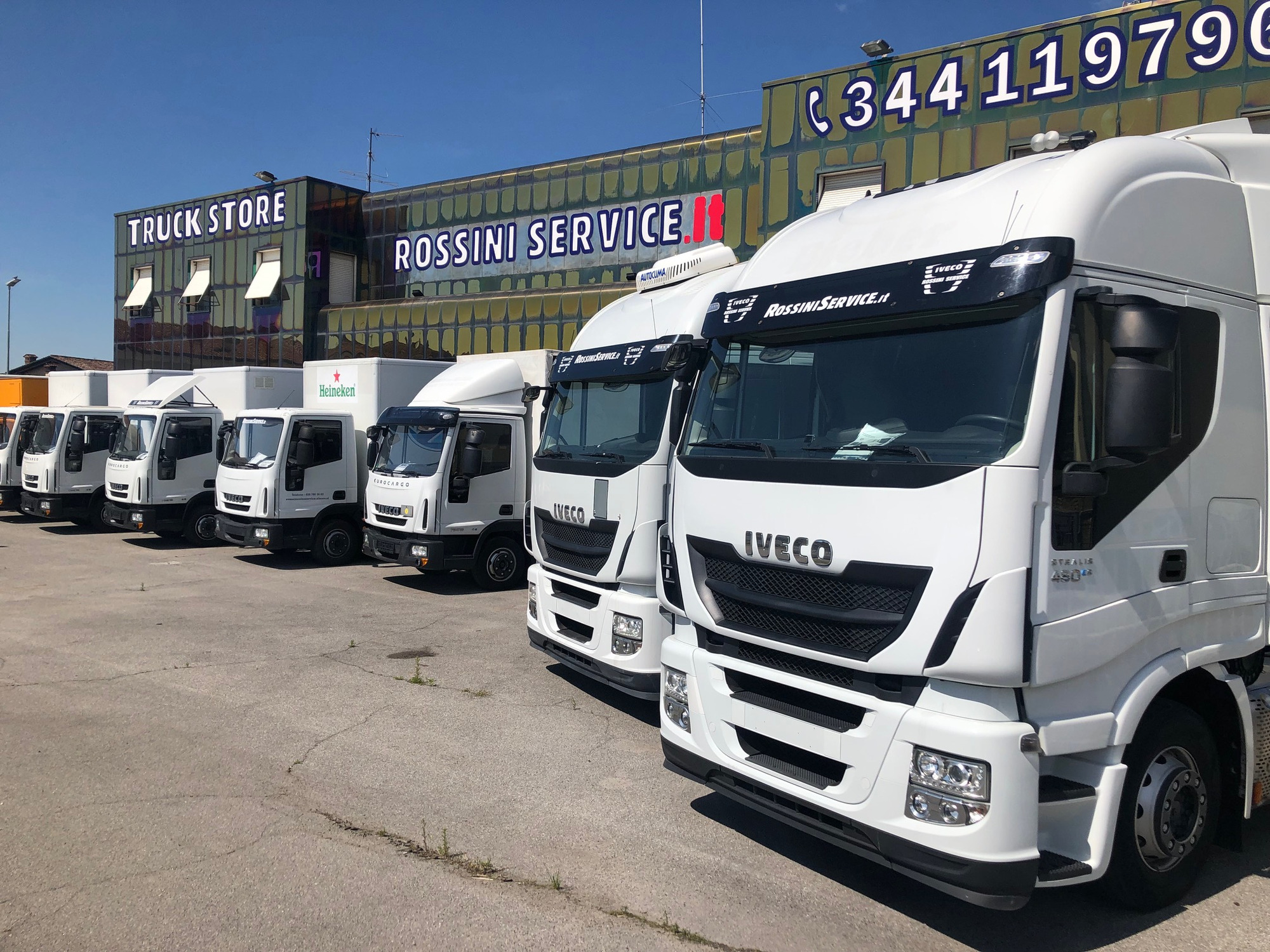 ROSSINI SERVICE SRL - veículos a venda undefined: foto 2