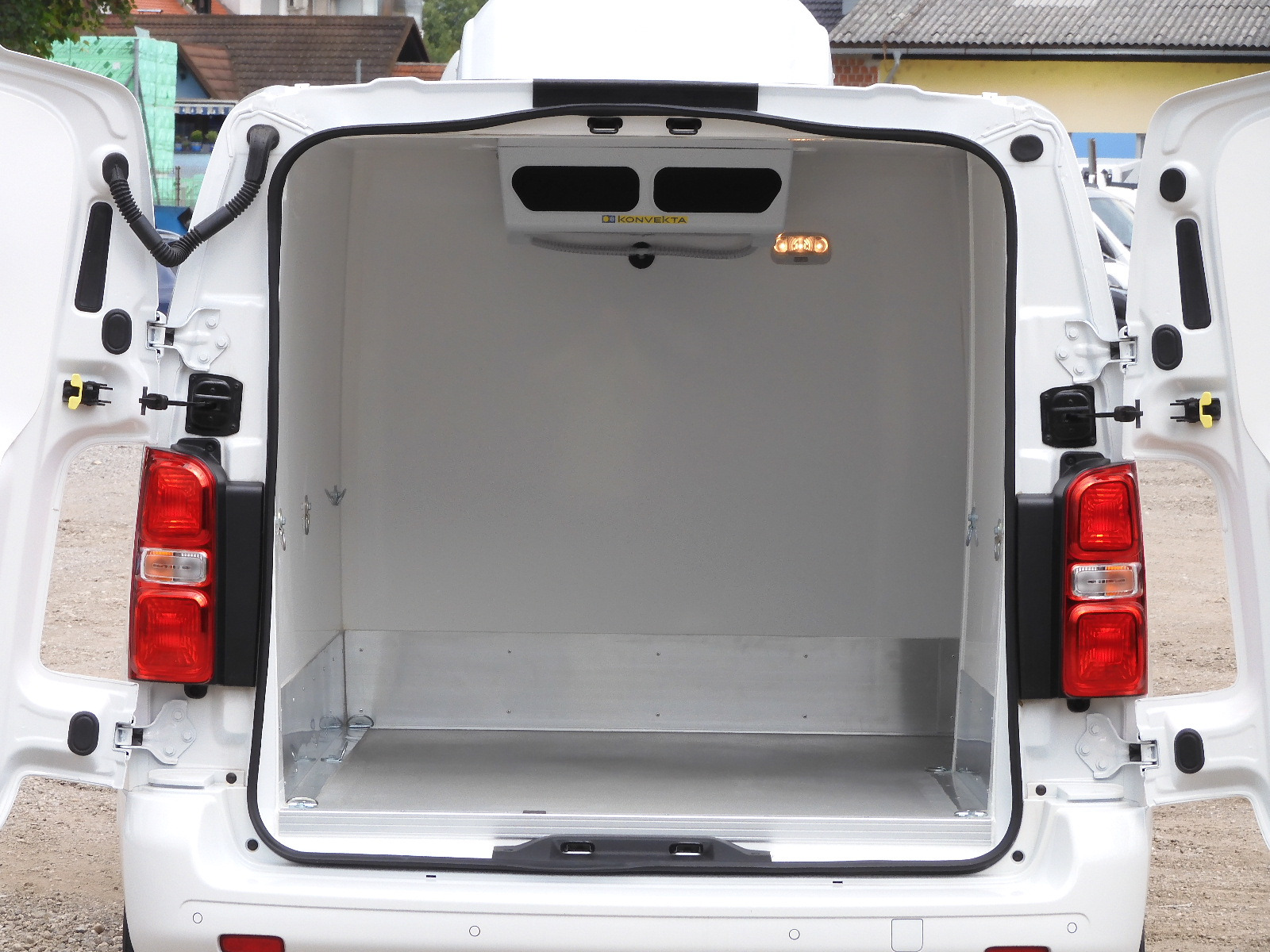 RINZ ROS d.o.o. (GmbH) - Veículos comerciais - diesel undefined: foto 61