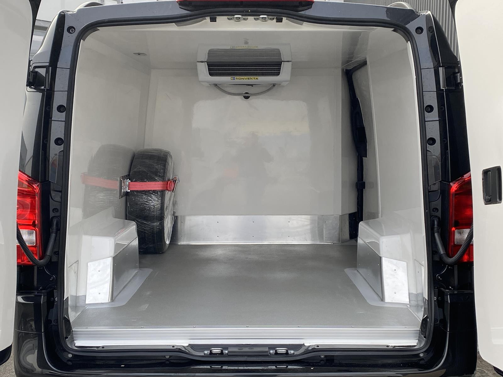 RINZ ROS d.o.o. (GmbH) - Veículos comerciais - diesel undefined: foto 44