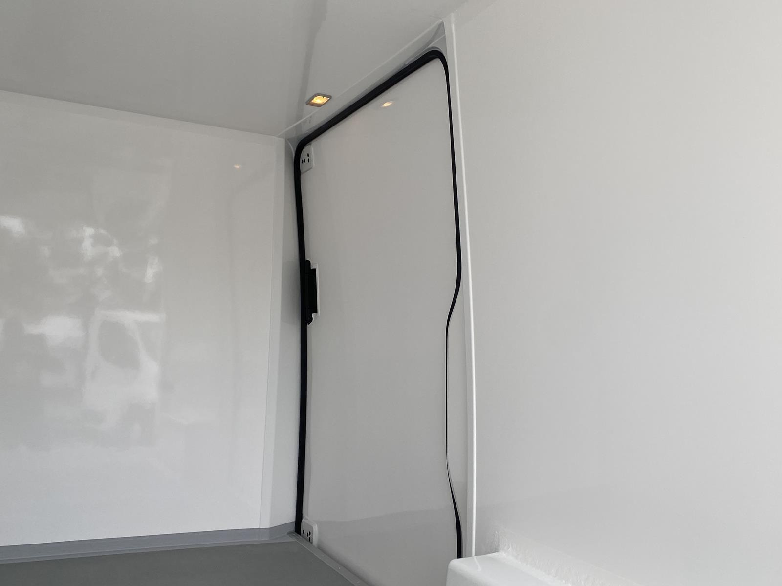 RINZ ROS d.o.o. (GmbH) - Veículos comerciais - diesel undefined: foto 30