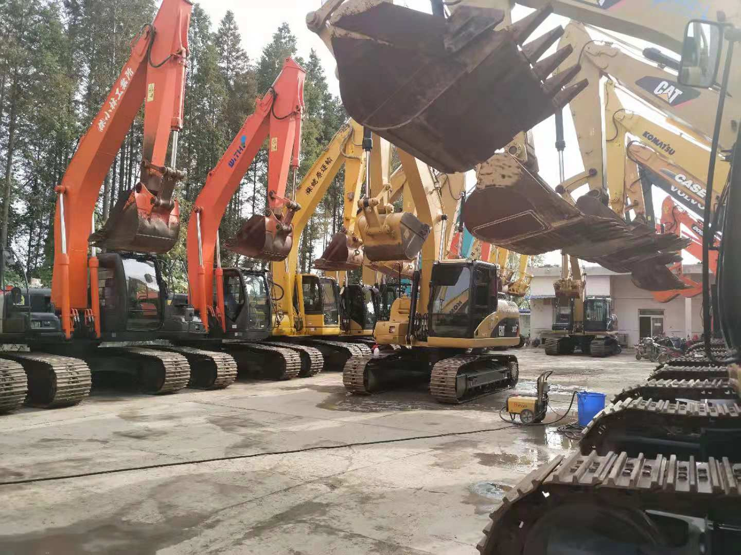 Shanghai Walila Engineering Machinery Co., Ltd. - Máquinas de construção KOMATSU undefined: foto 9