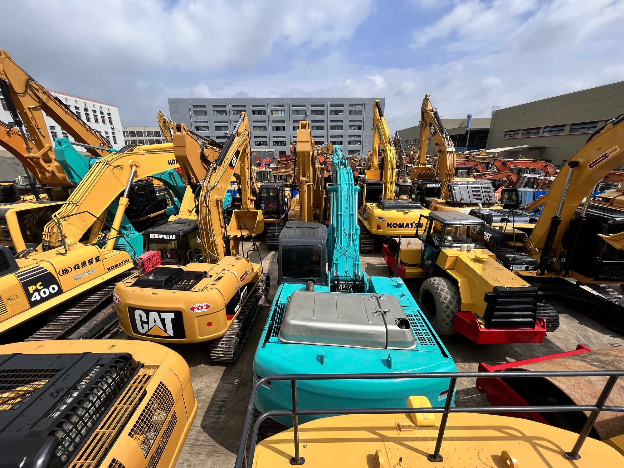 Qingdao Higher Weight Trade Co. LTD - Camiões undefined: foto 3
