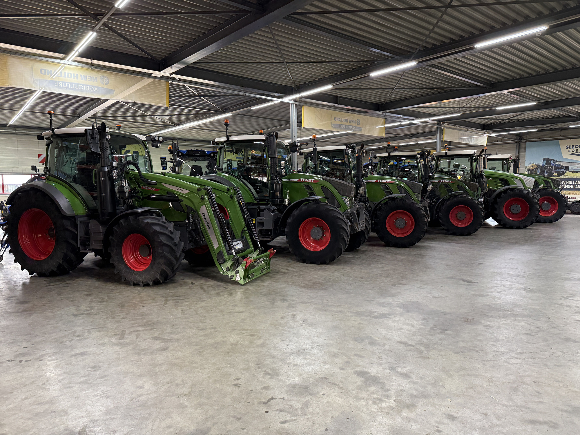 Campo Machinery BV - veículos a venda undefined: foto 3