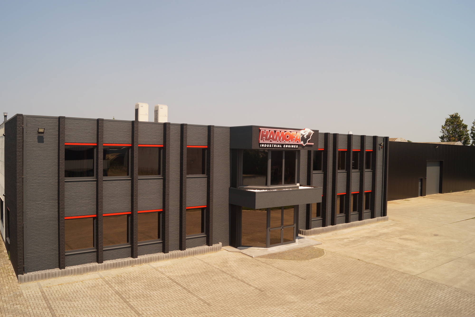 HAMOFA BVBA - Máquinas de construção SCANIA R undefined: foto 2