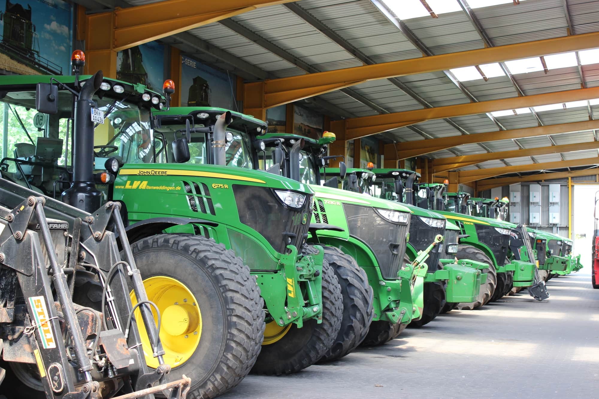 LVA Landtechnik GmbH - veículos a venda undefined: foto 1