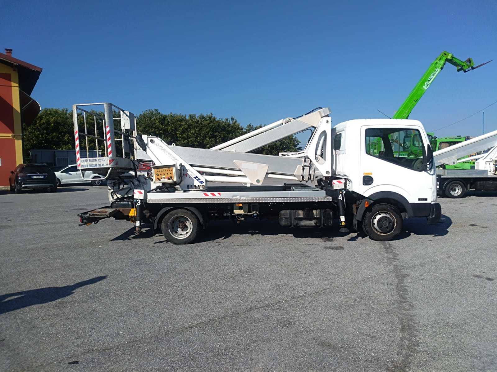 ALSA S.R.L. - veículos a venda undefined: foto 2