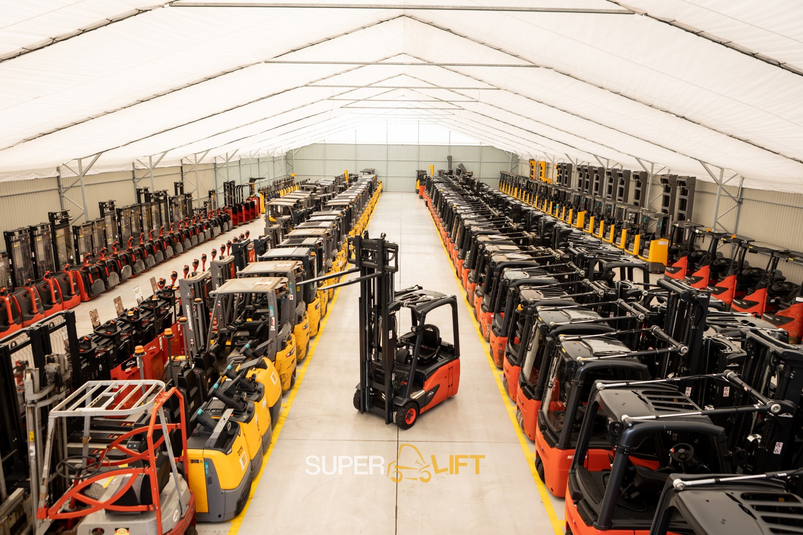 SUPERLIFT - Máquinas de construção undefined: foto 1