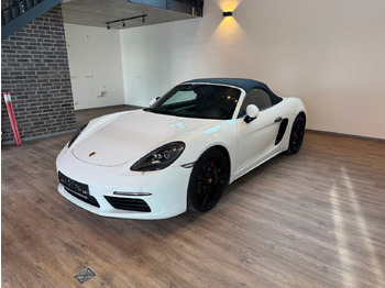 Automóvel PORSCHE