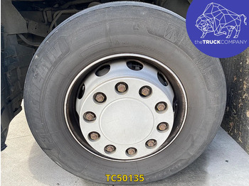 Camião frigorífico Renault D 320: foto 3
