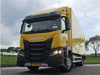 Camião furgão IVECO S-WAY