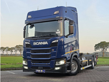 Camião transportador de contêineres/ Caixa móvel SCANIA R 410