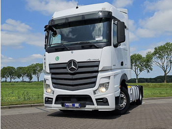 Tractor MERCEDES-BENZ Actros 1845