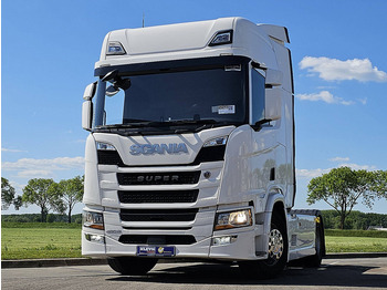 Tractor SCANIA R 460