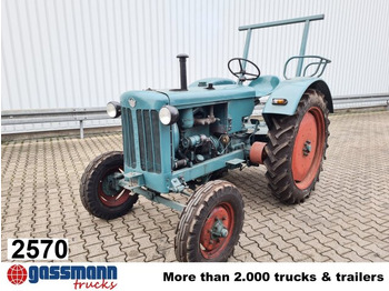 Trator HANOMAG