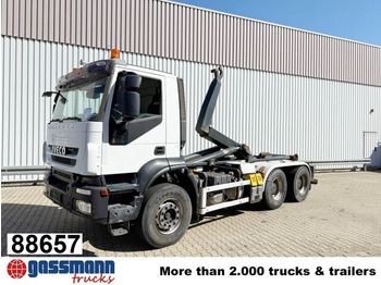 Camião polibenne IVECO Trakker