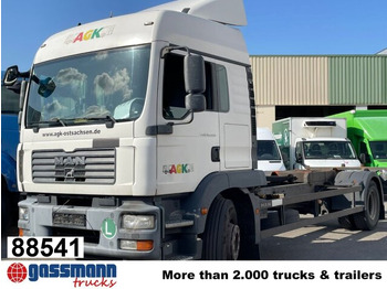 Camião transportador de contêineres/ Caixa móvel MAN TGM 18.330