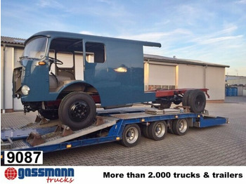 Camião transporte de veículos MERCEDES-BENZ LP