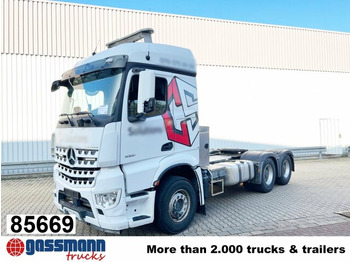 Tractor MERCEDES-BENZ Arocs 3351