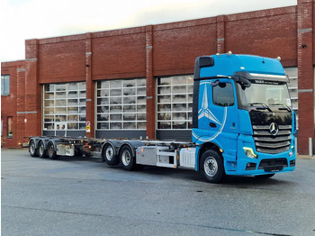 Camião transportador de contêineres/ Caixa móvel MERCEDES-BENZ Actros 2553