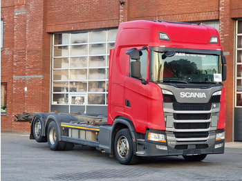Camião transportador de contêineres/ Caixa móvel SCANIA S 500