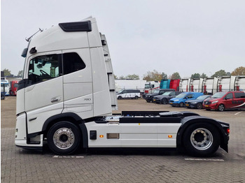 Tractor novo Volvo FH 16 780 Aero Globetrotter XL 4x2 - NEW - Full spec - Retarder - Full air - 2x tank: foto 4 Tractor novo Volvo FH 16 780 Aero Globetrotter XL 4x2 - NEW - Full spec - Retarder - Full air - 2x tank: foto 4