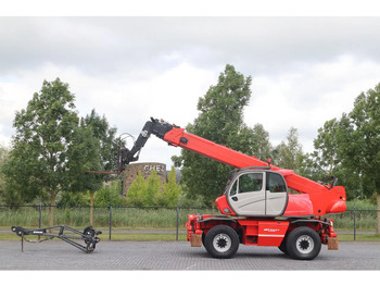 Pá carregadora MANITOU MRT 2540