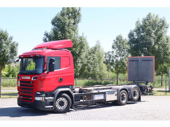Camião transportador de contêineres/ Caixa móvel SCANIA R 580