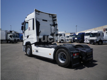 Tractor RENAULT T520 HIGH SLEEPER CAB: foto 5