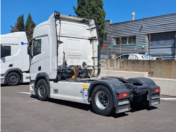 Tractor SCANIA R450: foto 4