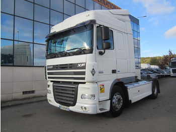 Tractor DAF XF 105 460