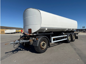 Reboque tanque