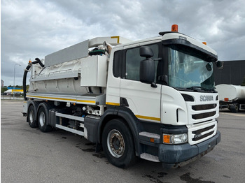 Caminhão limpa fossa SCANIA P 360