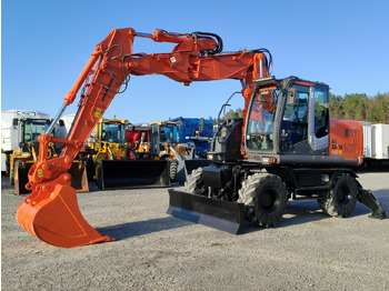 Escavadeira de rodas HITACHI