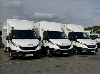 Carrinha de contentor IVECO Daily 35c16
