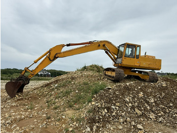 Escavadora de rastos KOMATSU PC240