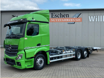 Camião transportador de contêineres/ Caixa móvel MERCEDES-BENZ Actros 2542