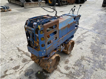 Compactador pequeno de asfalto