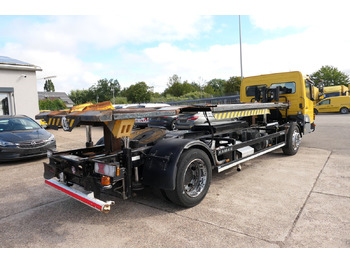 Camião transportador de contêineres/ Caixa móvel MERCEDES-BENZ