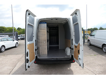 Furgão RENAULT Master
