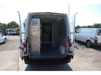 Furgão RENAULT Master