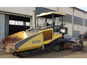 Acabadora BOMAG