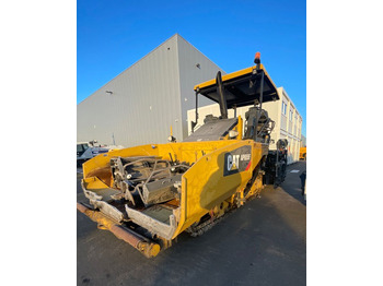 Acabadora CATERPILLAR AP655F