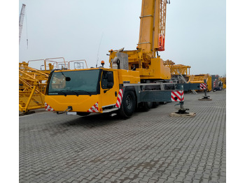 Grua móvel LIEBHERR