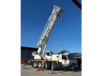 Grua móvel TADANO ATF 70G-4