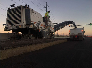 Aplainadora (Fresadora) WIRTGEN