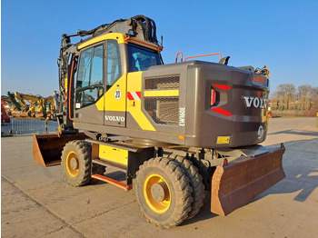 Escavadeira de rodas Volvo EW160E: foto 2